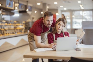 Bürokratie, Fachkräftemangel und Schwarzarbeit fordern Handwerk heraus