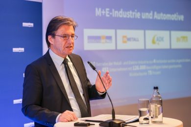 Niedersachsen-Metall schlägt Alarm: Auto-Industrie streicht immer mehr Investitionen