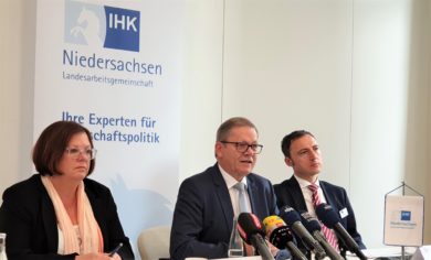 Wirtschaft stürzt ab: IHKN sieht „Konjunkturentwicklung in Moll“