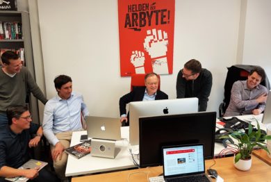 Stephan Weil besucht das Startup: „Held der Arbyte“